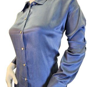 Light Blue Everlane 100% Silk Size 6 Button Down Shirt